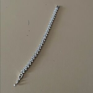 Stylish Sterling Silver Bracelet with Sparkling Accents